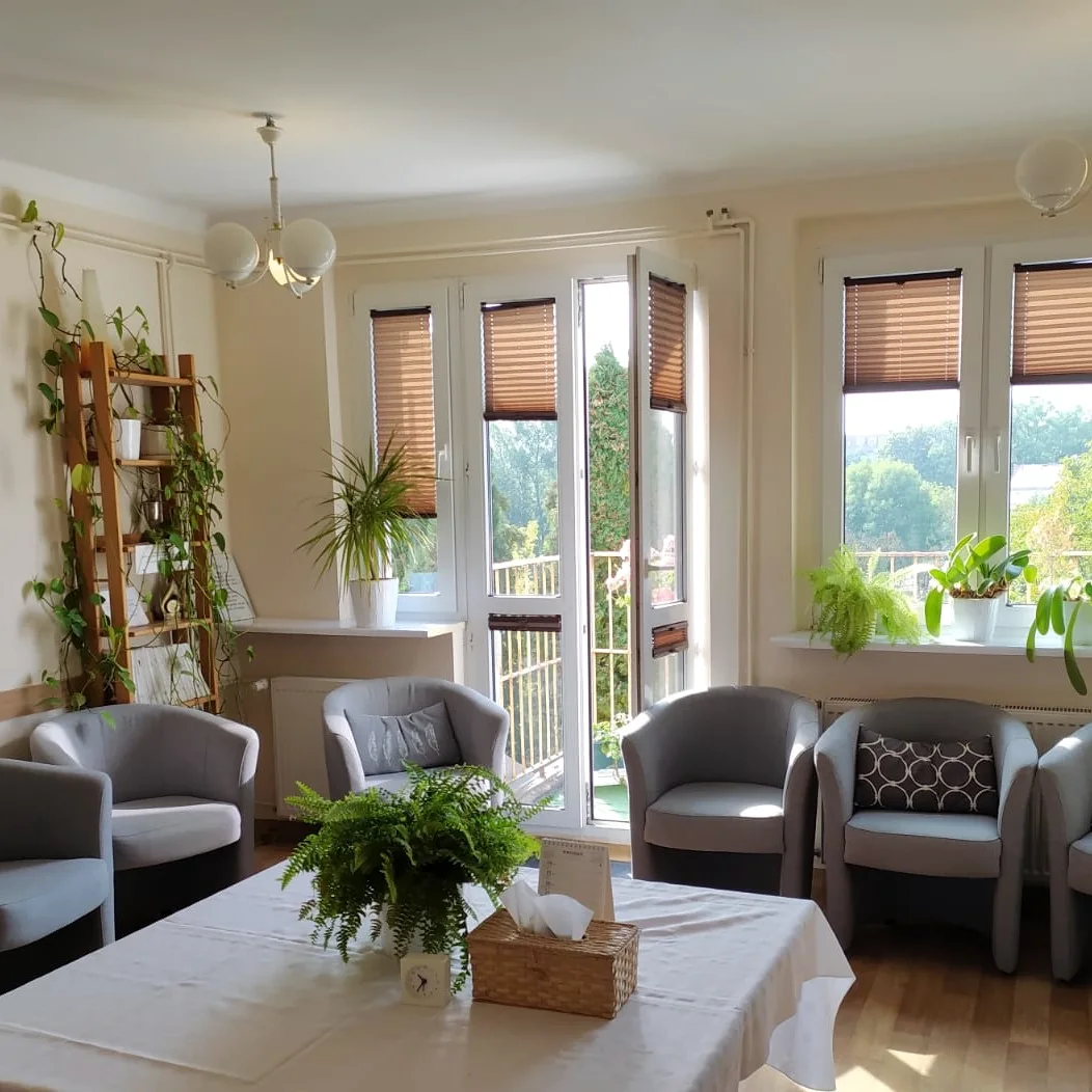 Sala spotkań w poradni NZOZ Litewska przy ul. Litewskiej 8 w Poznaniu